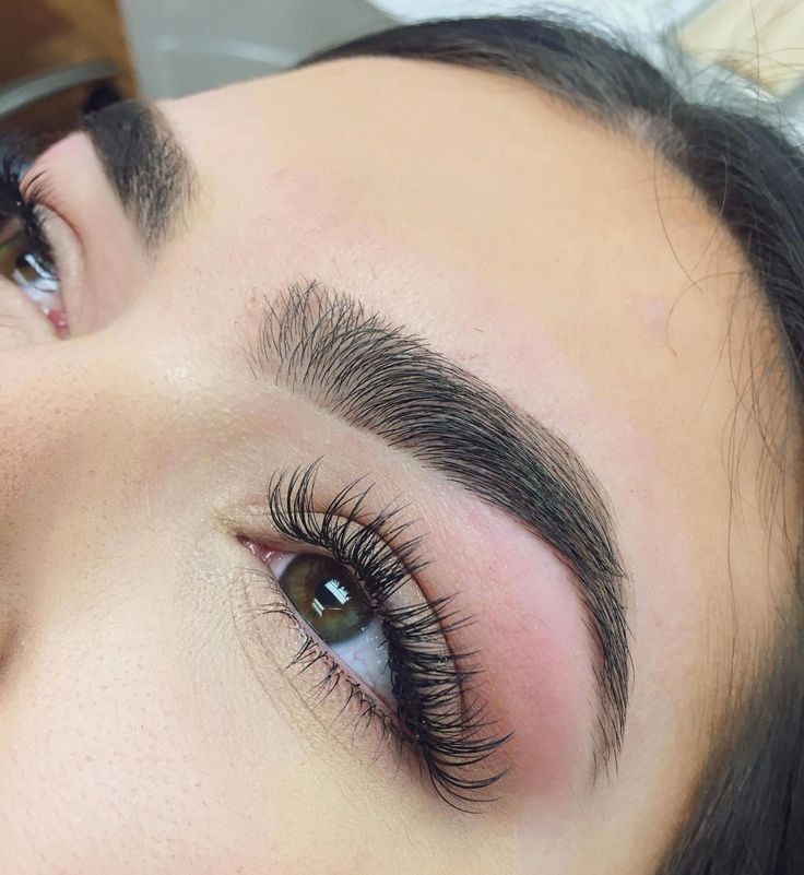 Diseño de cejas